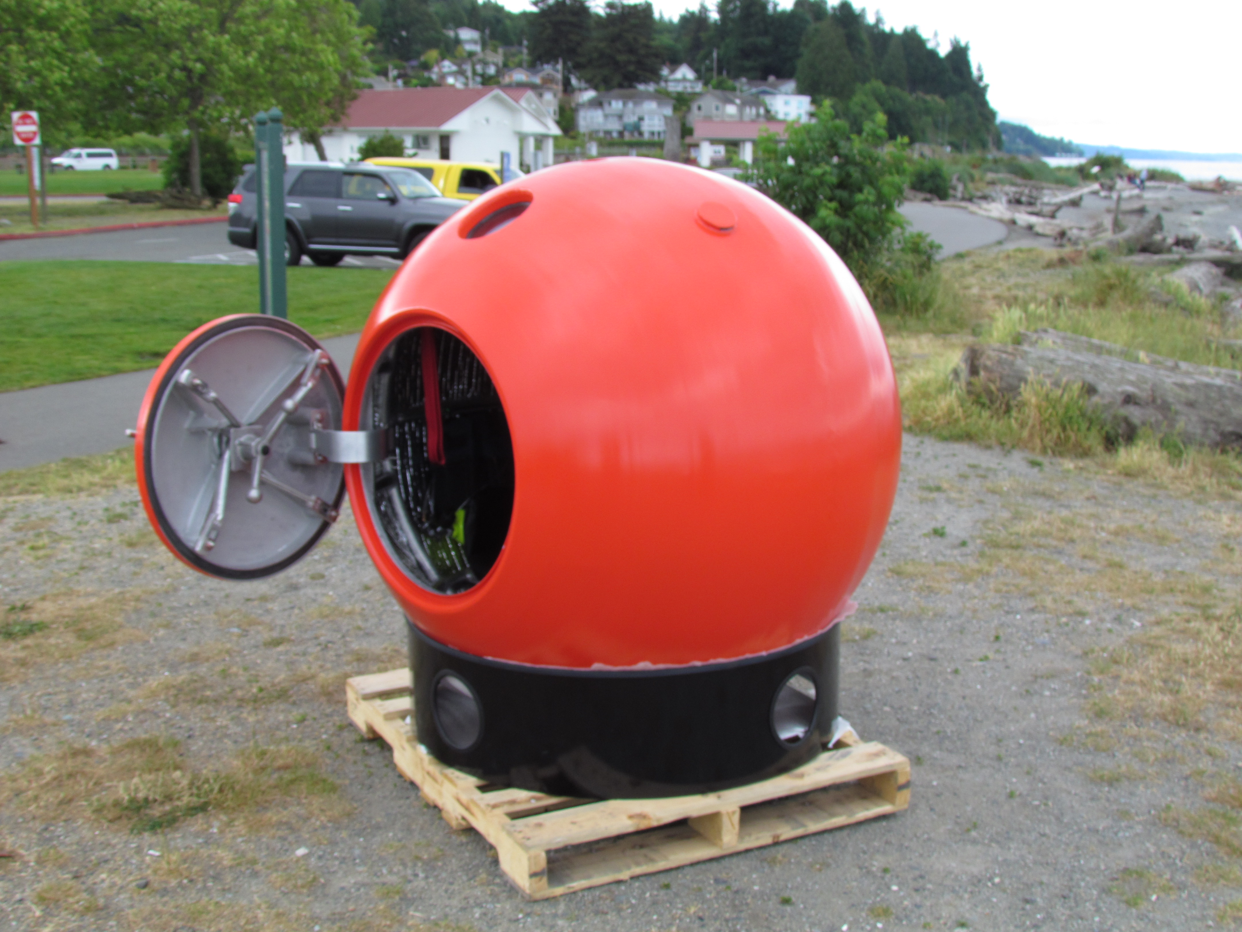 Survival Capsule	